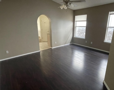 1416 Black Ridge Drive - Photo Thumbnail 15