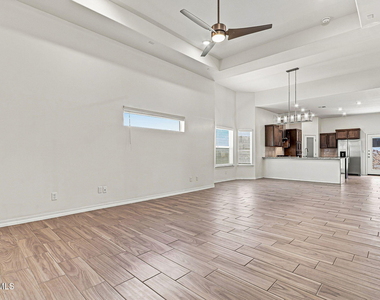 13253 Coldham Street - Photo Thumbnail 8