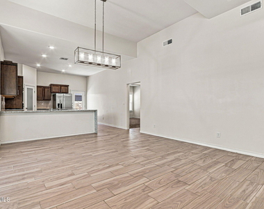 13253 Coldham Street - Photo Thumbnail 10