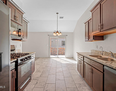 11648 Flor Freesia Drive - Photo Thumbnail 18