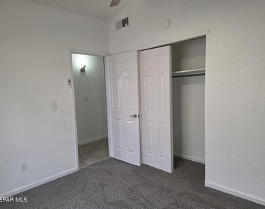 944 Montera Road - Photo Thumbnail 6