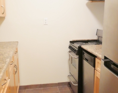 317 East 85th Street - Photo Thumbnail 6