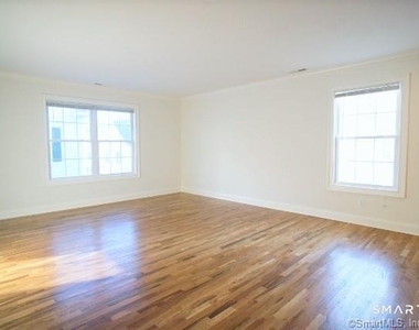 44 Stuart Avenue - Photo Thumbnail 1