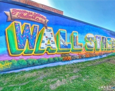 39 Wall Street - Photo Thumbnail 9