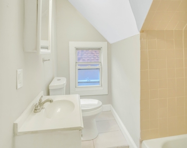 76 Thompson Street - Photo Thumbnail 1