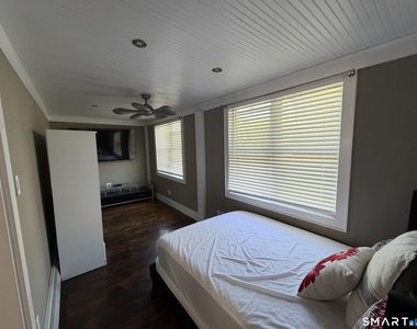 15 Overland Avenue - Photo Thumbnail 5
