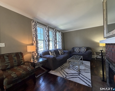 15 Overland Avenue - Photo Thumbnail 3