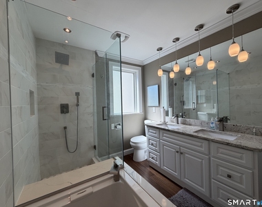 15 Overland Avenue - Photo Thumbnail 16