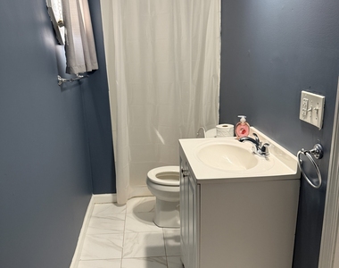 152 Scott Street - Photo Thumbnail 2
