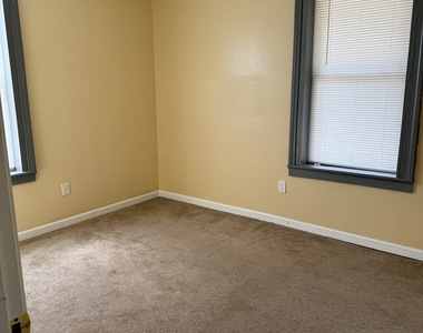 152 Scott Street - Photo Thumbnail 6
