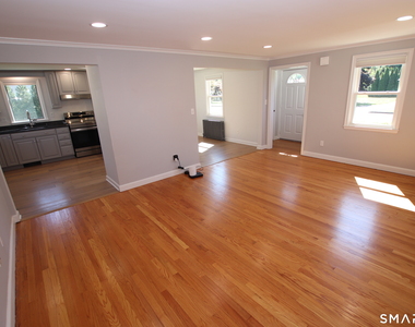 112 Pratt Street - Photo Thumbnail 10