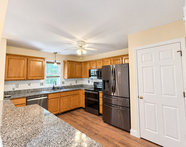 162 Thistle Pond Drive - Photo Thumbnail 4