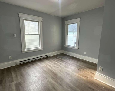157 Lounsbury Street - Photo Thumbnail 1
