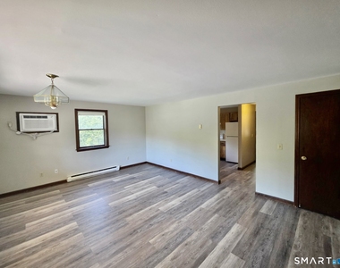 302 Boston Post Road - Photo Thumbnail 4