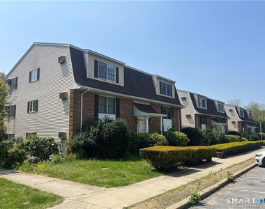 302 Boston Post Road - Photo Thumbnail 1