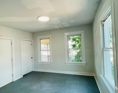 10 Branch Street - Photo Thumbnail 4