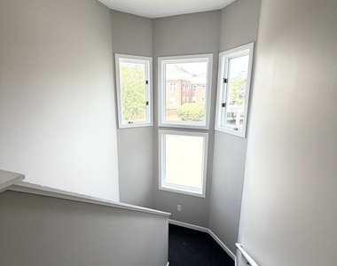 1414 Whitney Avenue - Photo Thumbnail 5