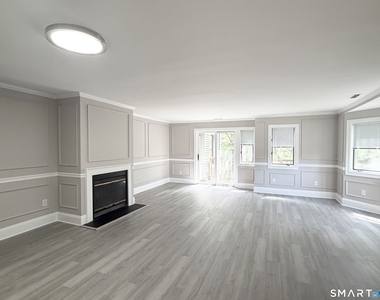 1414 Whitney Avenue - Photo Thumbnail 13