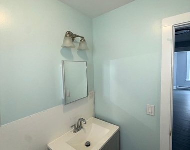 73 Waterville Street - Photo Thumbnail 9