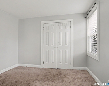 14 Center Avenue - Photo Thumbnail 12