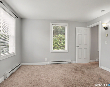 14 Center Avenue - Photo Thumbnail 13