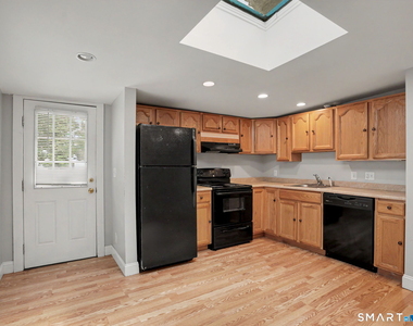 14 Center Avenue - Photo Thumbnail 3