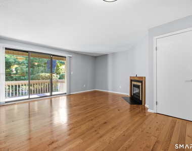 67 Cambridge Court - Photo Thumbnail 9