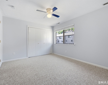 67 Cambridge Court - Photo Thumbnail 26