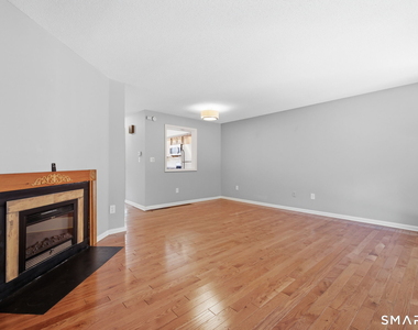 67 Cambridge Court - Photo Thumbnail 12