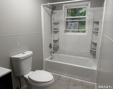 163 Echo Lake Road - Photo Thumbnail 5