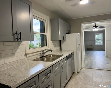 163 Echo Lake Road - Photo Thumbnail 3