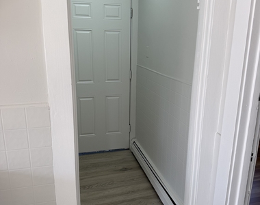 34 Beatty Street - Photo Thumbnail 7