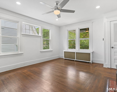 104 Thornton Street - Photo Thumbnail 5