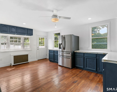 104 Thornton Street - Photo Thumbnail 11