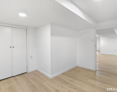 104 Thornton Street - Photo Thumbnail 31