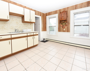 114 Jones Avenue - Photo Thumbnail 5