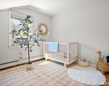 12 Thomes Street - Photo Thumbnail 10