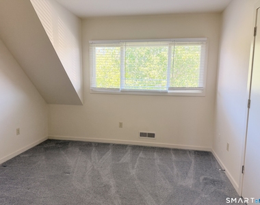 117 Montoya Drive - Photo Thumbnail 4