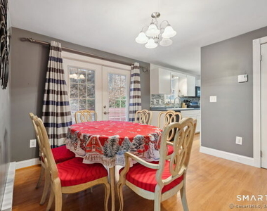 8 Auburn Trail - Photo Thumbnail 17