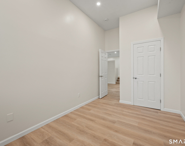 594 Main Street - Photo Thumbnail 19