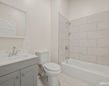 594 Main Street - Photo Thumbnail 11
