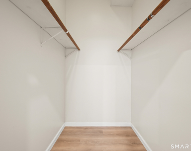 594 Main Street - Photo Thumbnail 10