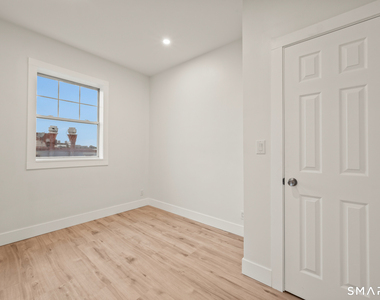 542 Main Street - Photo Thumbnail 11