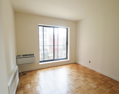 171 East 89th Street - Photo Thumbnail 7