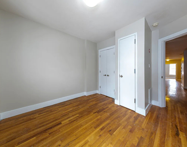 302 Sumpter Street - Photo Thumbnail 7