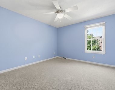 112 Ontario Ct - Photo Thumbnail 30