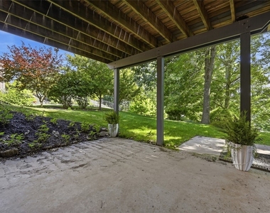 112 Ontario Ct - Photo Thumbnail 38