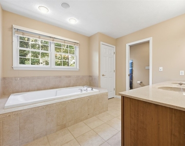 112 Ontario Ct - Photo Thumbnail 25