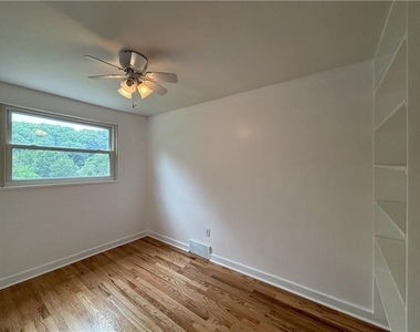 11 Meadowbrook Ave - Photo Thumbnail 21