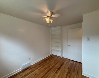 11 Meadowbrook Ave - Photo Thumbnail 22
